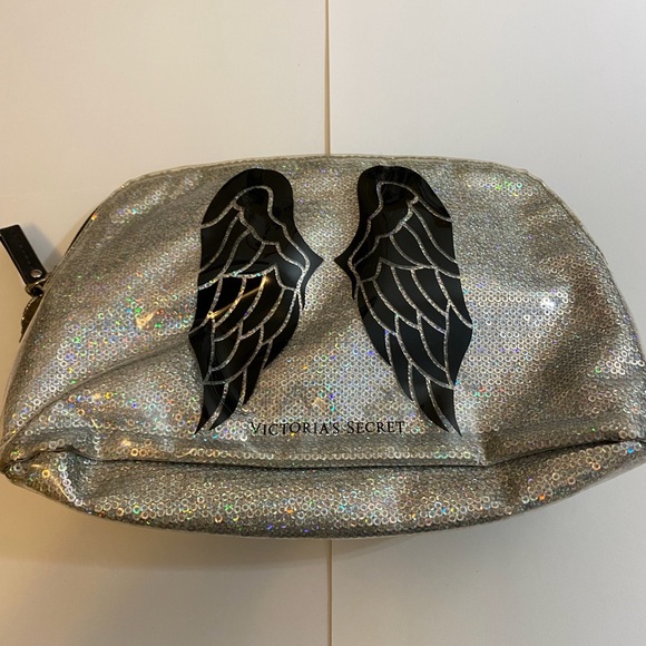Victoria’s Secret Sparkling Silver Black Wings Tote/Makeup Case LN Angel Tag - Picture 2 of 6